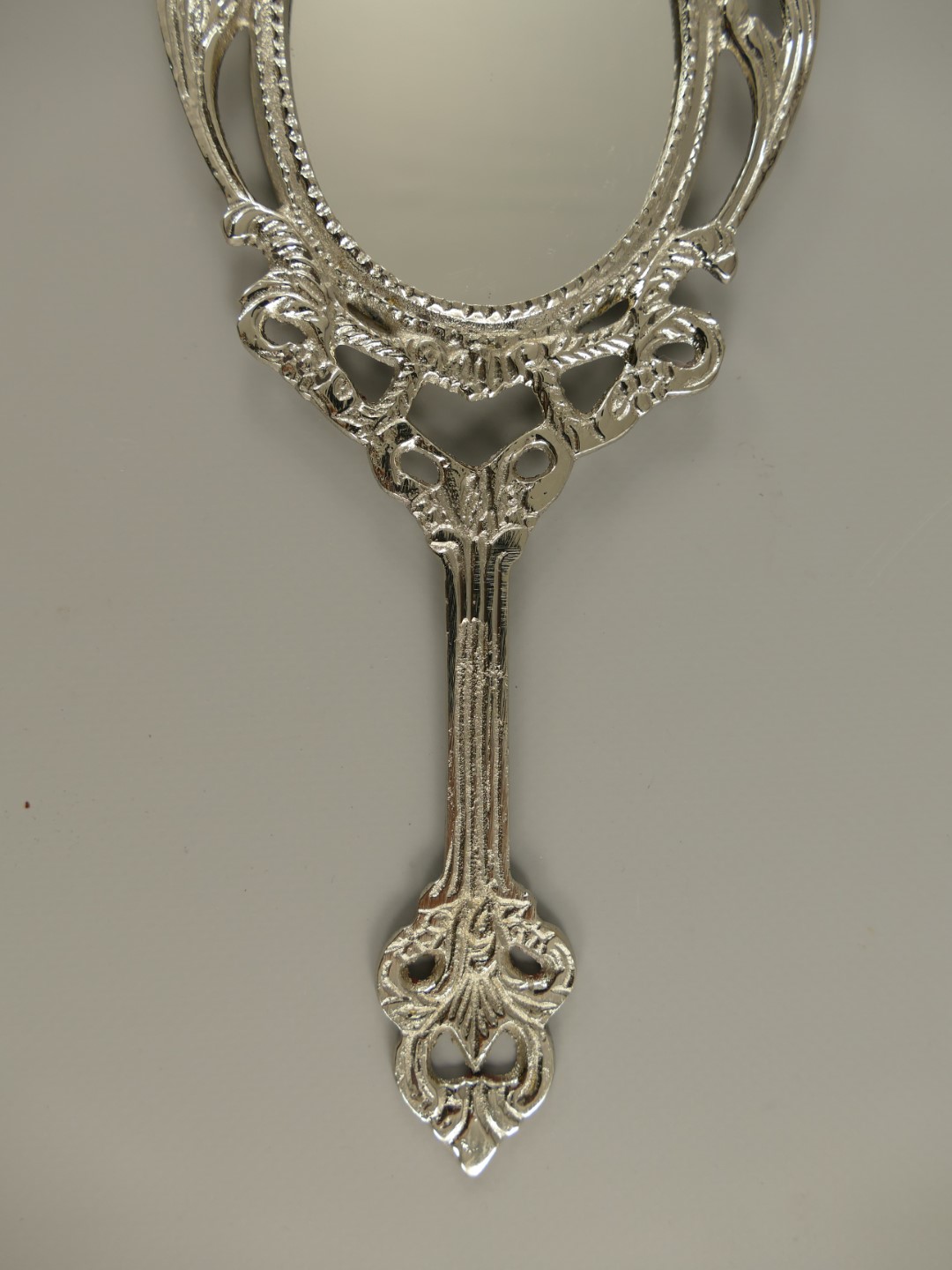 195004Nb2u1uaJuM2oniB