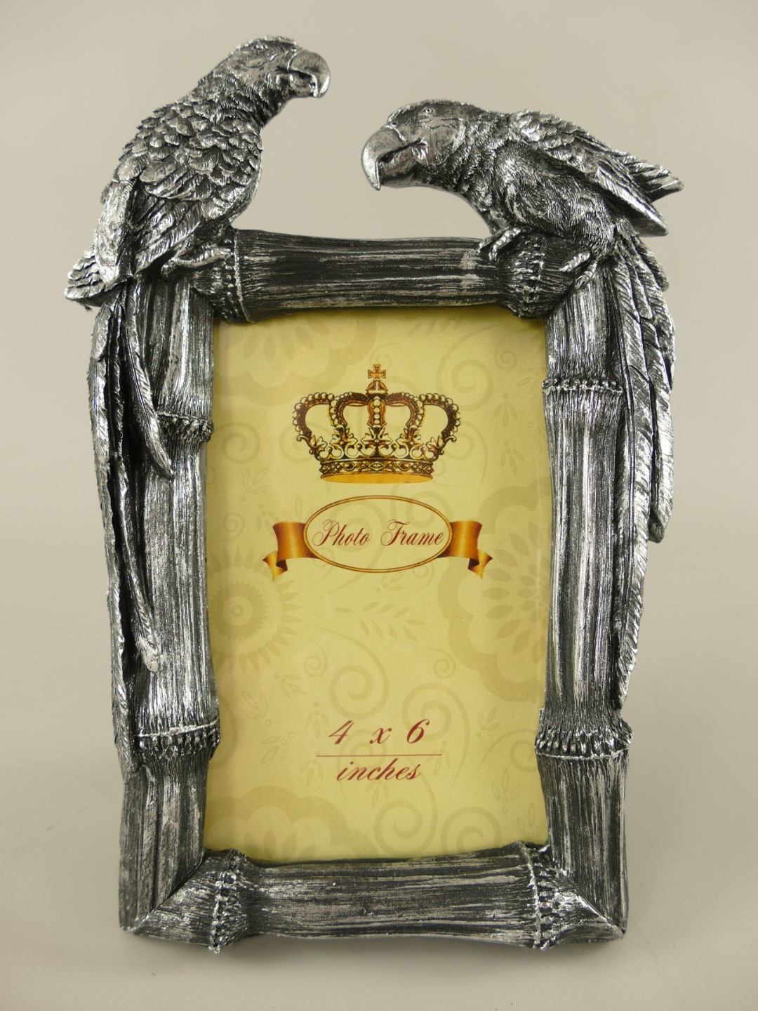 *ANG Bilderrahmen(4x6)Polyst. Silber farbig H.23cm *ANG Bilderrahmen(4x6)Polyst. Silber farbig H.23cm