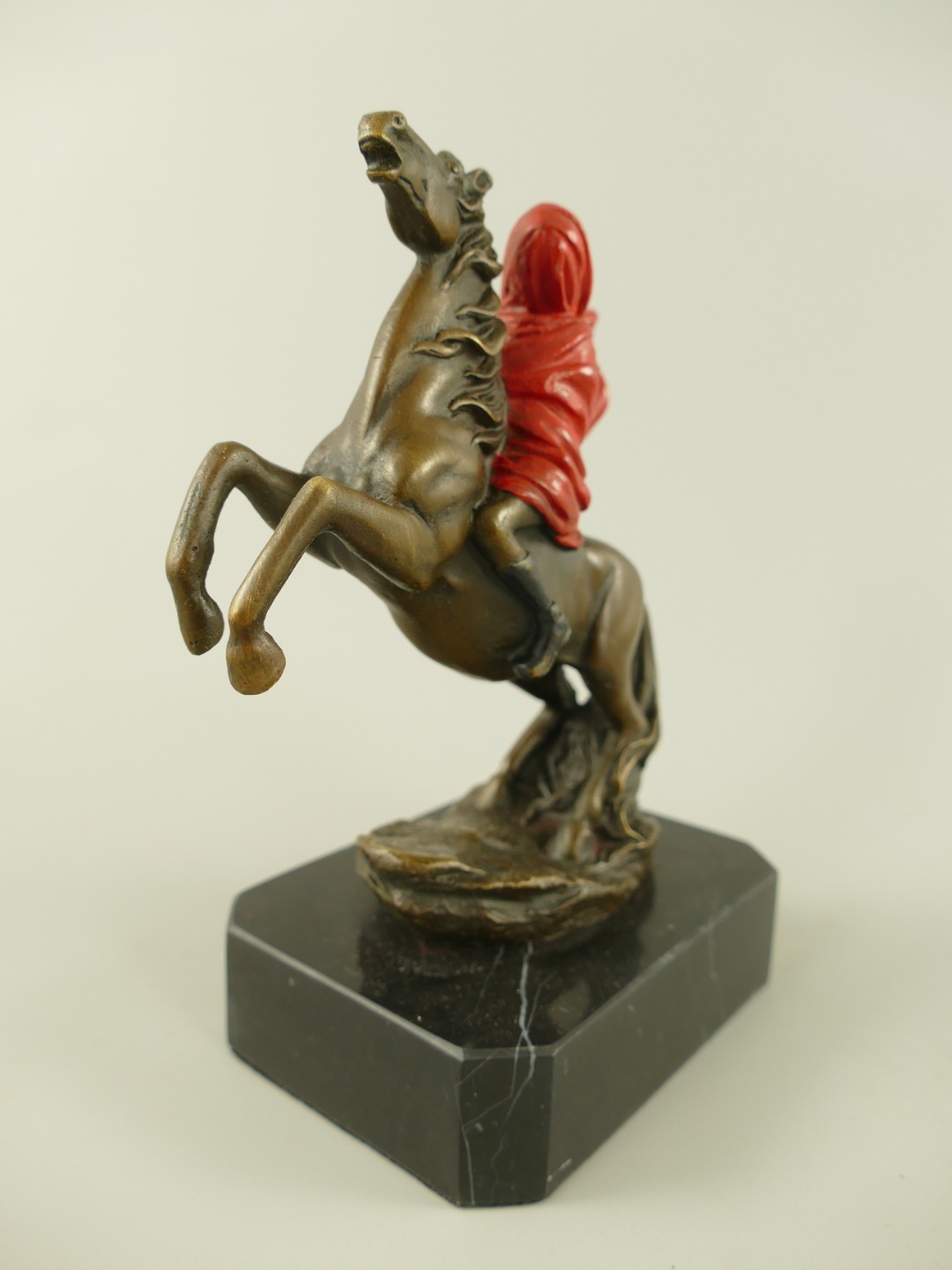 Figur Bronze Banksy Mystischer Reiter Pferd H.20cm