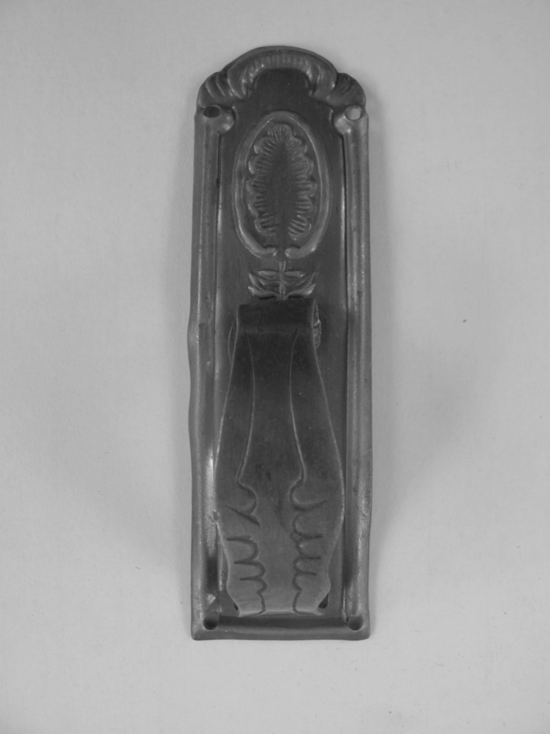 Ringbeschlag Mess. brün. ohne Loch 28x80mm