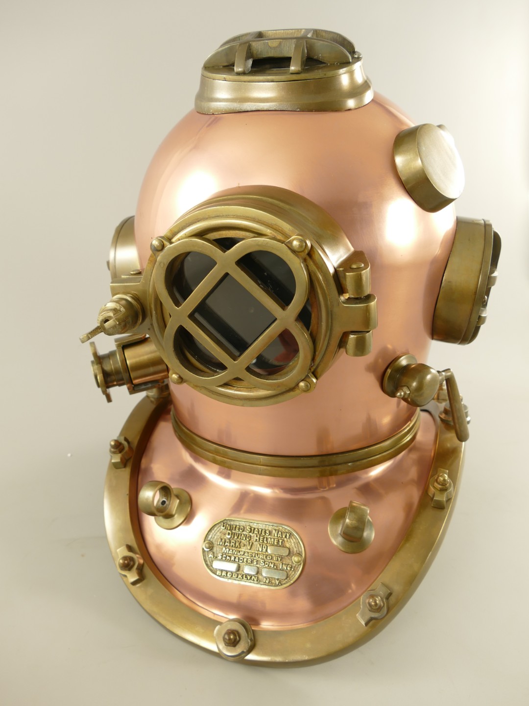 *NT Taucherhelm Alu/Eisen Kupfer fabig H.50x36cm *NT Taucherhelm Alu/Eisen Kupfer fabig H.50x36cm