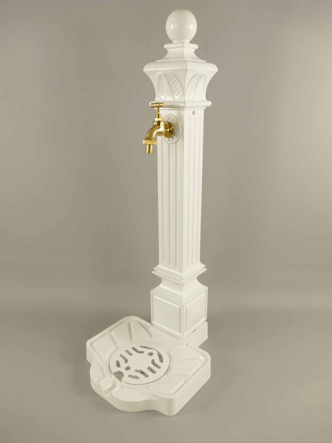 Zapfsäule Eckig Alu. weiss Mes. Hahn H.83x33cm Zapfsäule Eckig Alu. weiss Mes. Hahn H.83x33cm