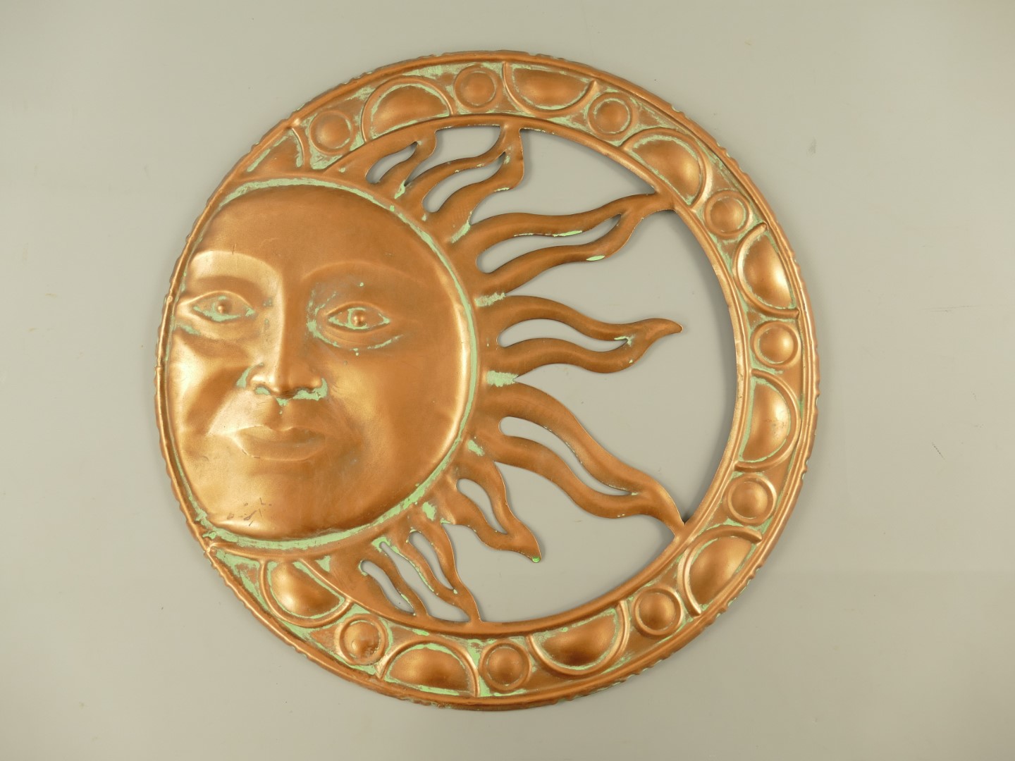 Wandornament Sonne Eisen Kupfer farbig D.51cm Wandornament Sonne Eisen Kupfer farbig D.51cm