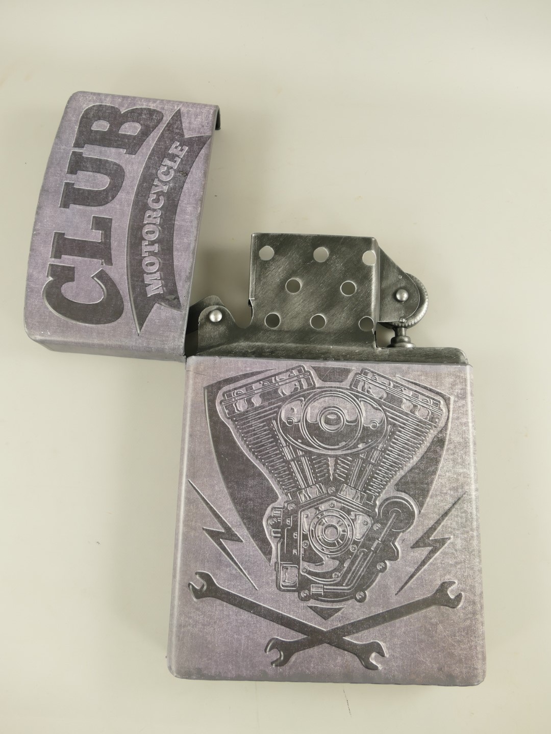 Wandschild(Gestanzt) Feuerzeug Club H.49cm