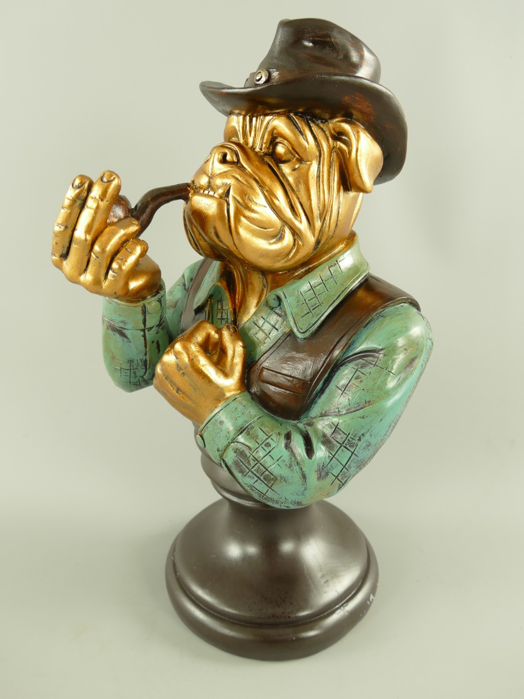 Figur Polystein Bulldogge mit Pfeife farbig H.37cm