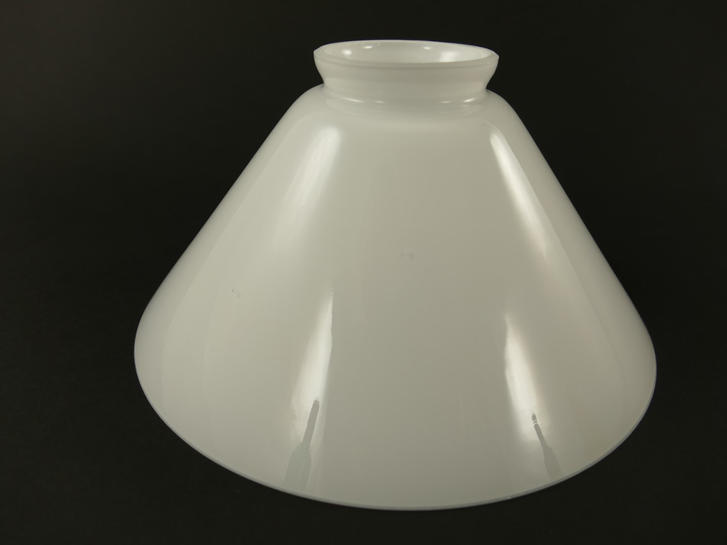 Lampenschirm weiß Gh.6cm D.20x10cm Lampenschirm weiß Gh.6cm D.20x10cm