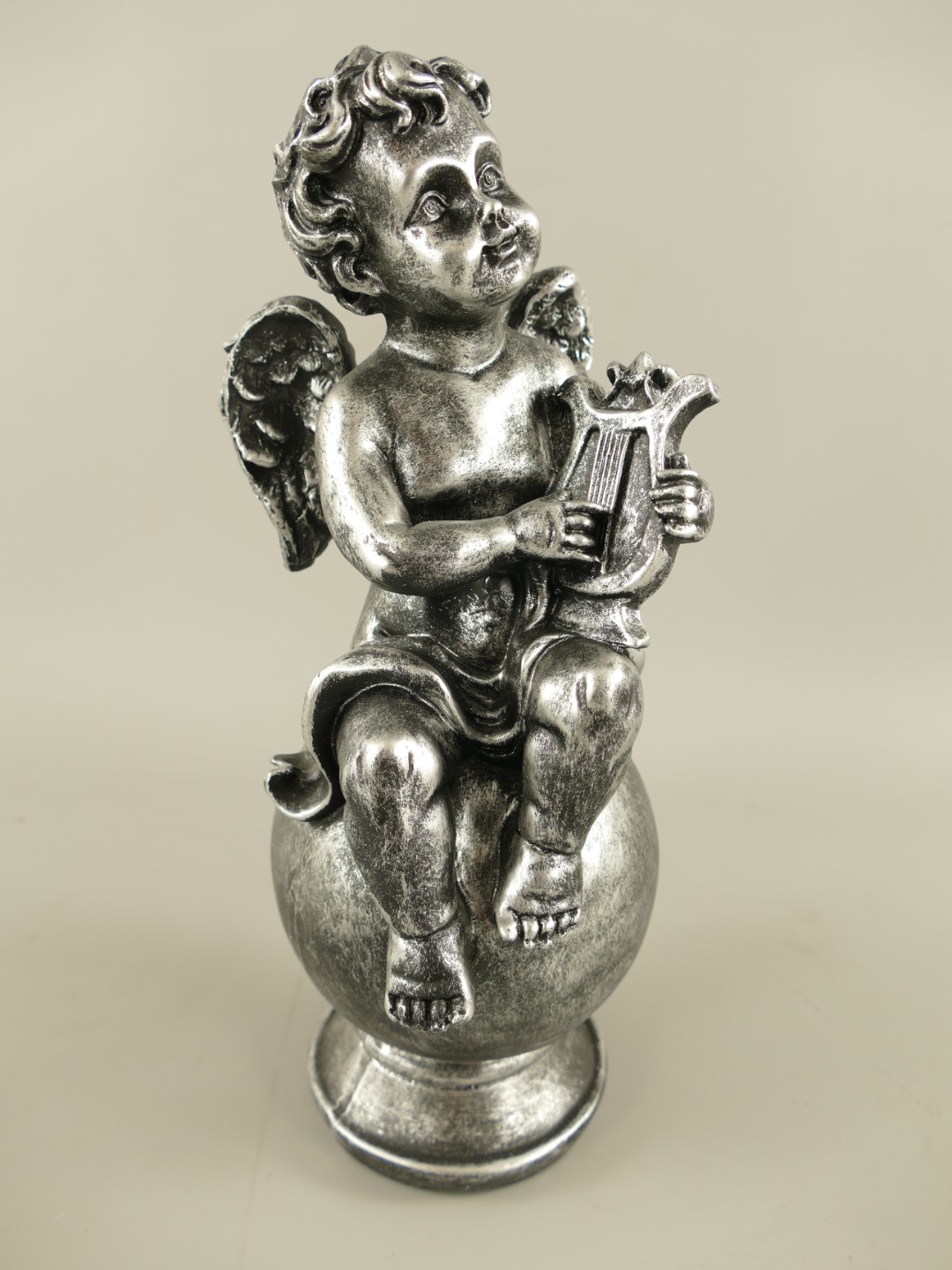 Engel Polystein Silber farbig H.30cm Engel Polystein Silber farbig H.30cm